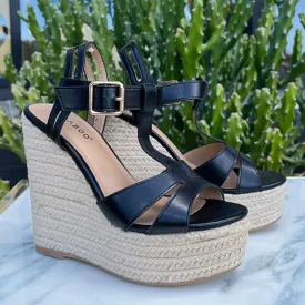 Black Straps Wedges