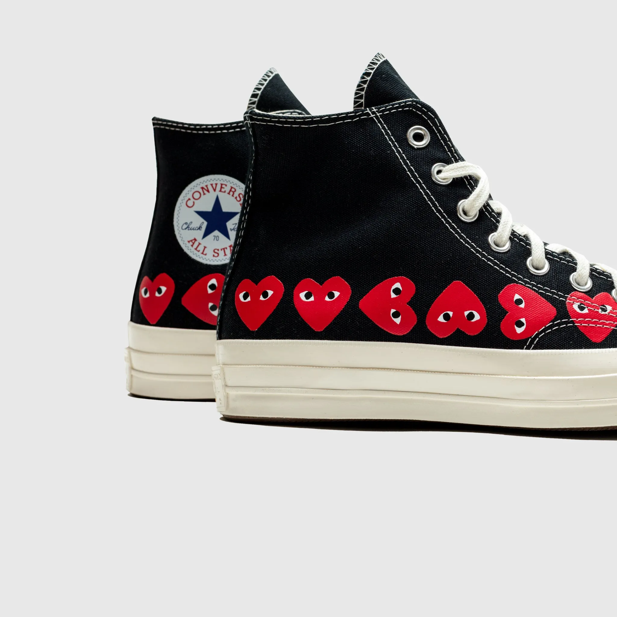 CHUCK TAYLOR ALL-STAR '70 HIGH "BLACK/RED MULTI HEART"