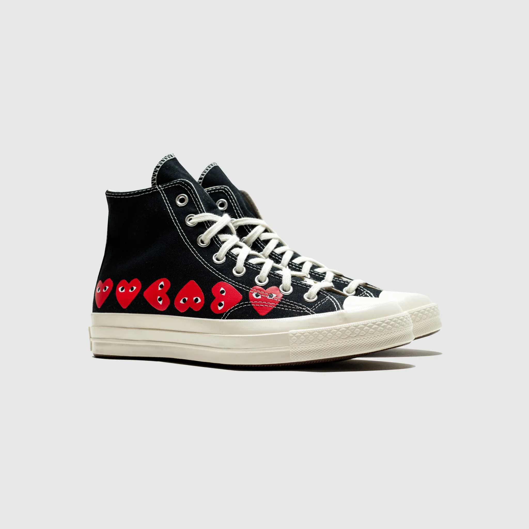 CHUCK TAYLOR ALL-STAR '70 HIGH "BLACK/RED MULTI HEART"