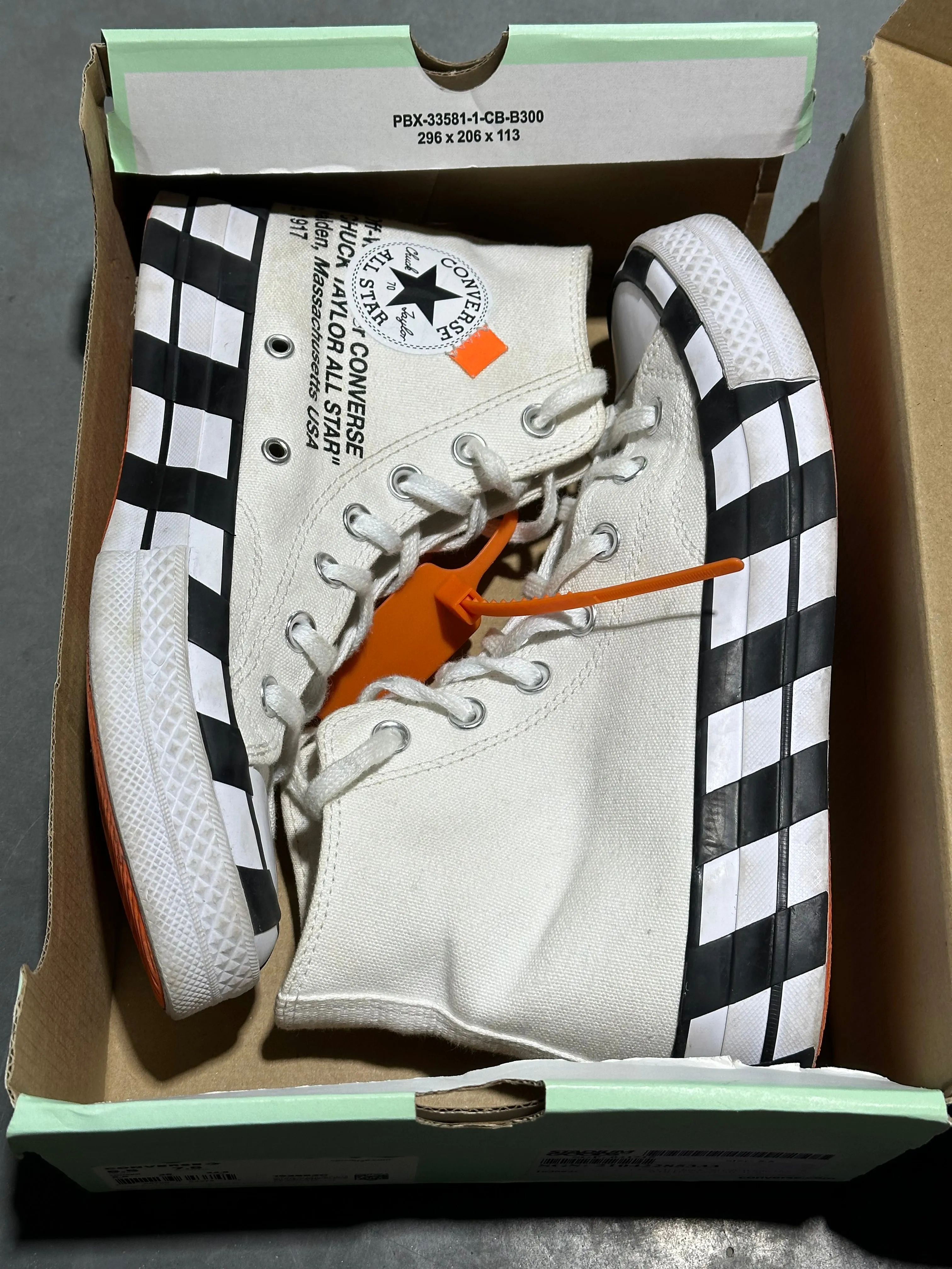 Converse Chuck Taylor All Star 70 Hi - Off-White Size 5.5