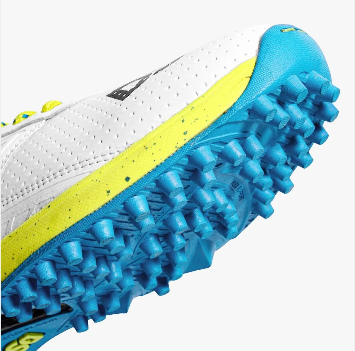 Jaffa 22 Cricket Shoes
